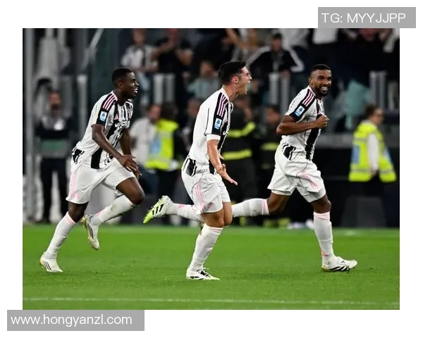 尤文图斯足球明星精彩出场展现卓越技艺与团队合作精神